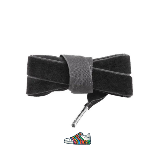 lacets en velours noir